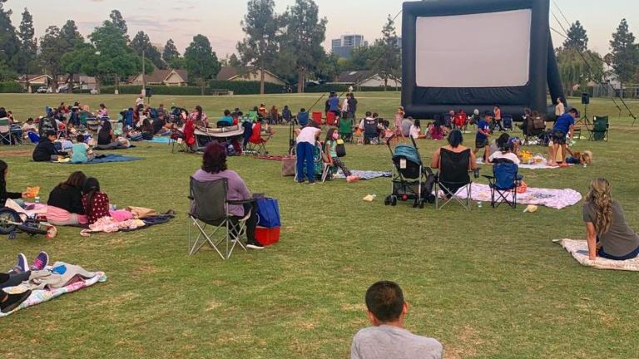 Inflatable Projector Screen